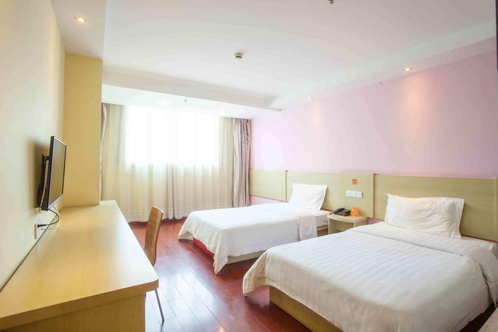 7Days Inn Huaihua Train Station Square Bilik gambar