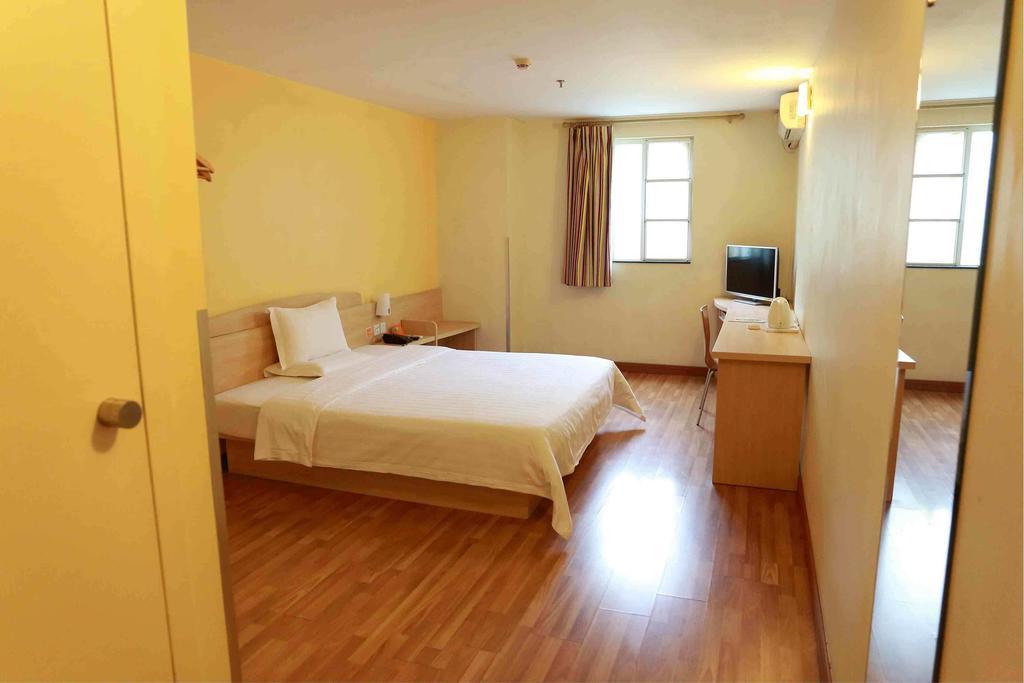 7Days Inn Huaihua Train Station Square Luaran gambar